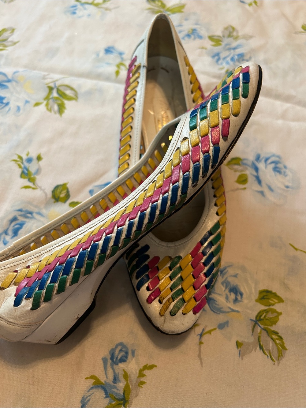 Vintage Martinelli Made in Italy Woven Leather Rainbow Wedge Shoes